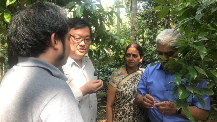 Japanese Deputy Consul General and CSP talk about Indian farming