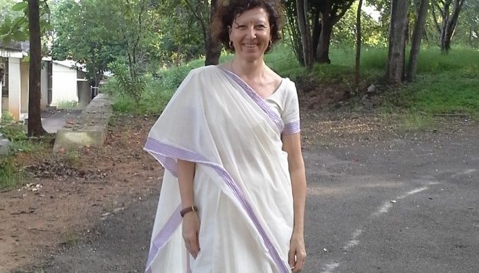 A Western Woman’s Experience at The Feet of Swami Dayananda